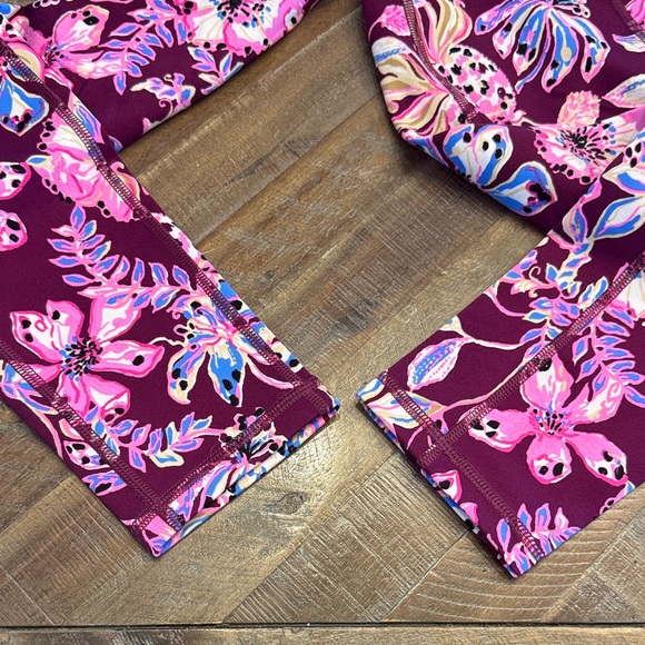 Lilly Pulitzer luxletic Leggings - Picture 3 of 4